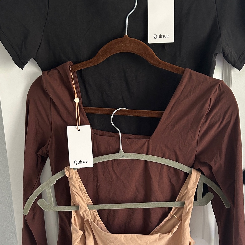 Quince Women's Three-Piece Bodysuit Set - Black, Brown & Tan medium‎ - Picture 3 of 10